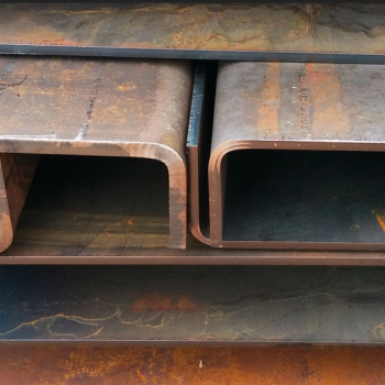 Стальной гнутый х/к швеллер 100х80х3 ст10 в наличии в Набережных Челнах