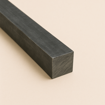 Квадрат стальной горячекатаный 10х10х6000 мм ст3 ГОСТ 2591-2006 в наличии в Набережных Челнах